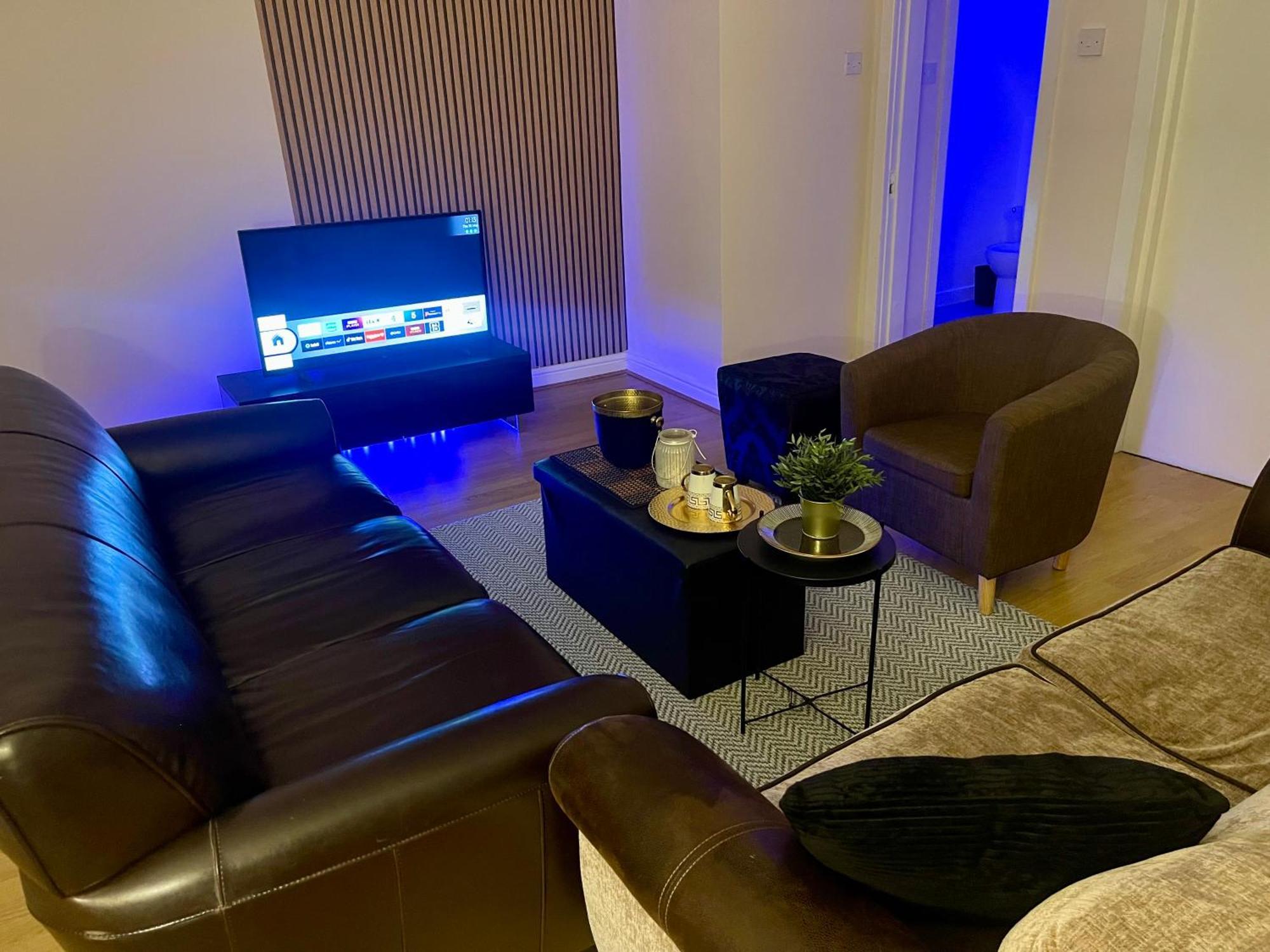 Luxestay Rooms - Old Trafford Манчестър Екстериор снимка