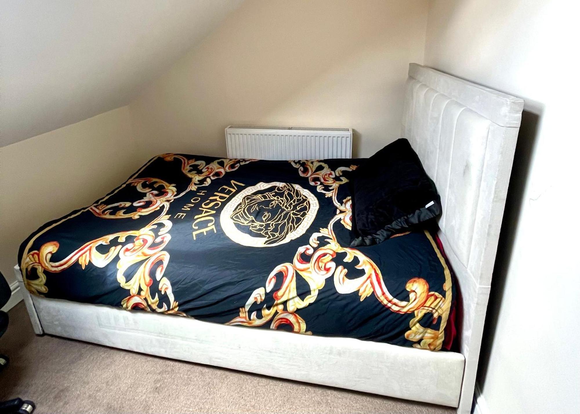 Luxestay Rooms - Old Trafford Манчестър Екстериор снимка