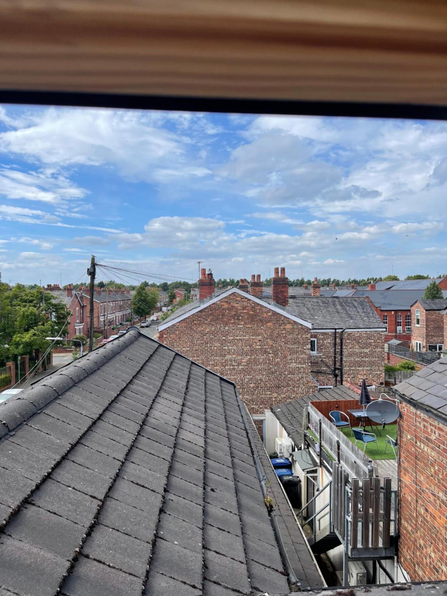 Luxestay Rooms - Old Trafford Манчестър Екстериор снимка